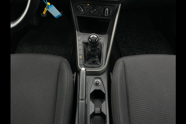 Volkswagen Polo 1.0 TSI Comfortline Business NAVI | CarPlay | Dealer onderhouden
