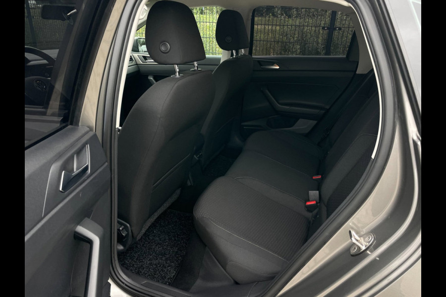 Volkswagen Polo 1.0 TSI Comfortline Business NAVI | CarPlay | Dealer onderhouden