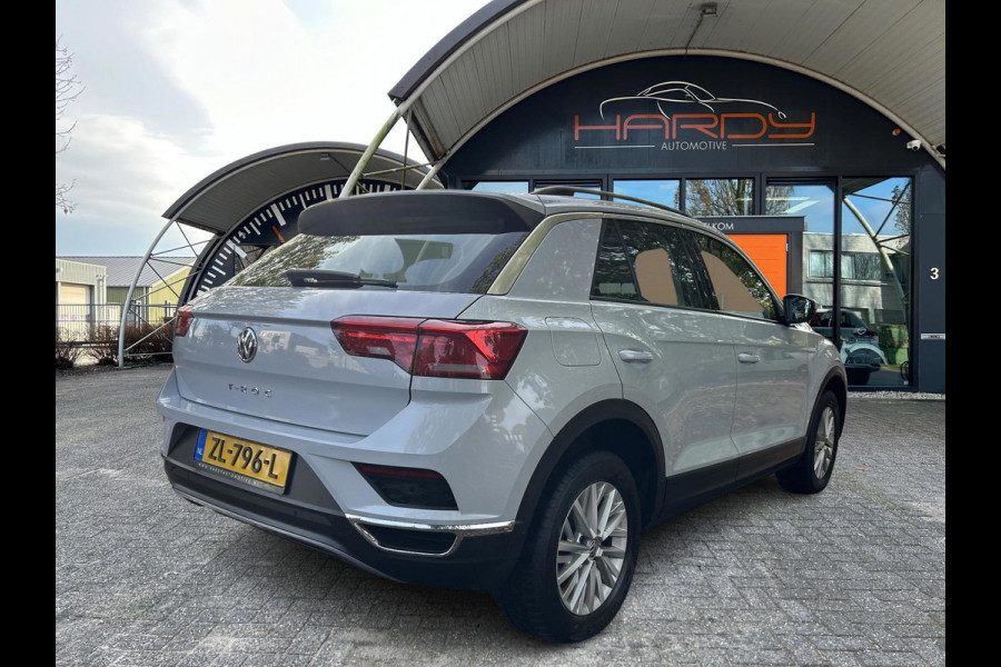 Volkswagen T-Roc 1.0 TSI Style Adap Cruise Apple Carplay NL-Auto Rijklaarprijs!