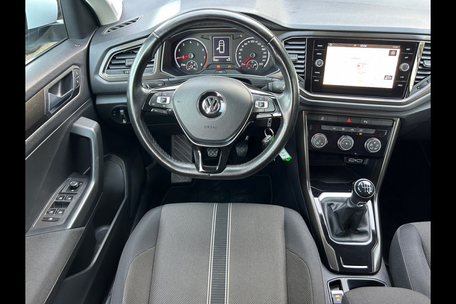 Volkswagen T-Roc 1.0 TSI Style Adap Cruise Apple Carplay NL-Auto Rijklaarprijs!