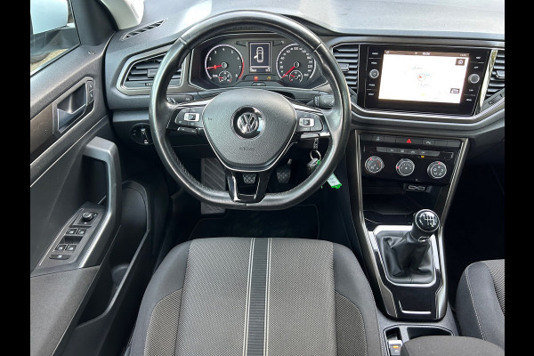 Volkswagen T-Roc 1.0 TSI Style Adap Cruise Apple Carplay NL-Auto Rijklaarprijs!