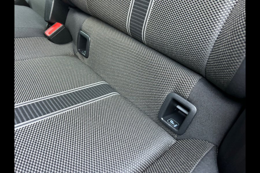Volkswagen T-Roc 1.0 TSI Style Adap Cruise Apple Carplay NL-Auto Rijklaarprijs!