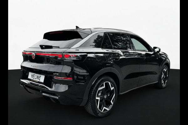 Volkswagen T-Roc 1.5 eTSI 150PK DSG R-LINE SPORT CAMERA/CARPLAY/IQ-LIGHT