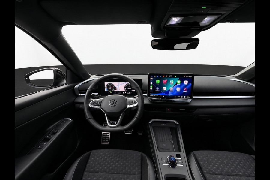 Volkswagen T-Roc 1.5 eTSI 150PK DSG R-LINE SPORT CAMERA/CARPLAY/IQ-LIGHT