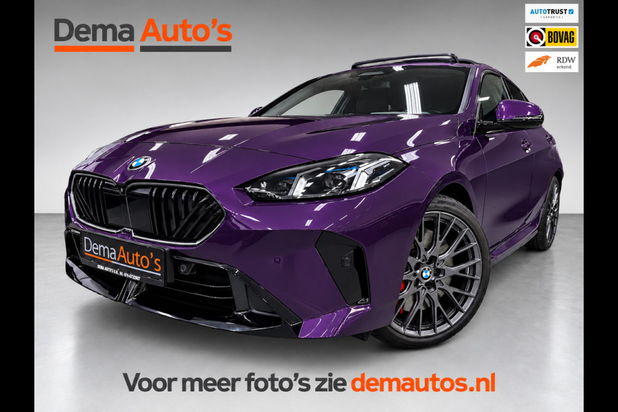 BMW 1-serie 120 M-SPORT NW-PRIJS 67DEURO PANO/ICONIC-GRILL/MASSAGE+M-STOELEN,H-UP/H&K/CAMERA-NAV///