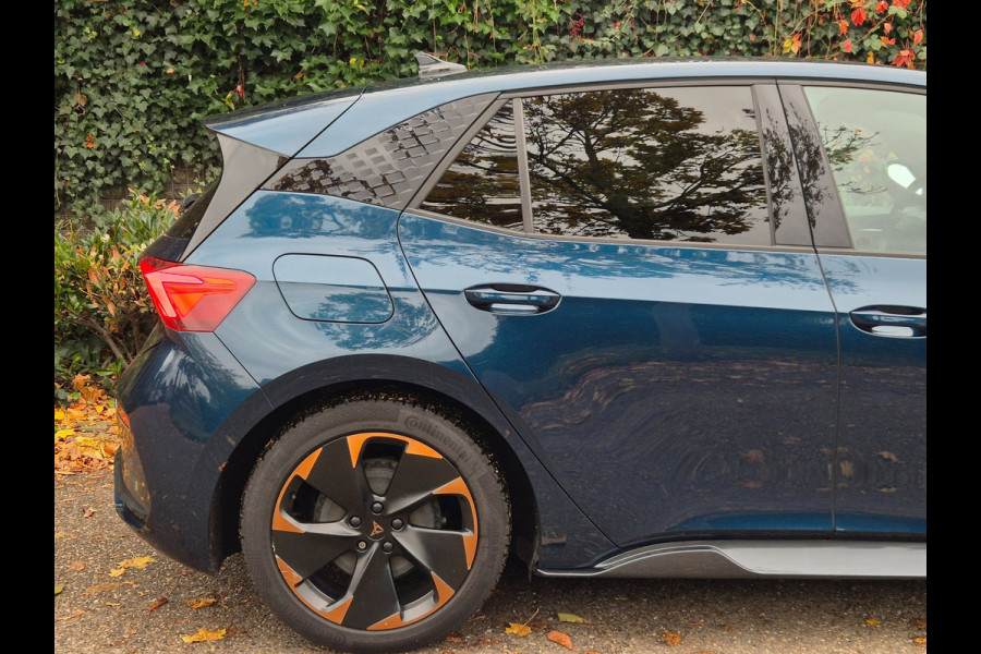 Cupra Born Performance One 62 kWh 94% SOH Volle optielijst Alcantara Sport Born Performance One 62 kWh