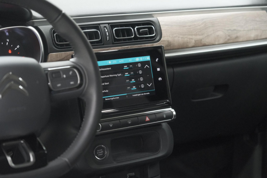 Citroën C3 PureTech 82 Max | Trekhaak | Keyless | Camera | Parkeersensoren | Navigatie | Stoelverwarming