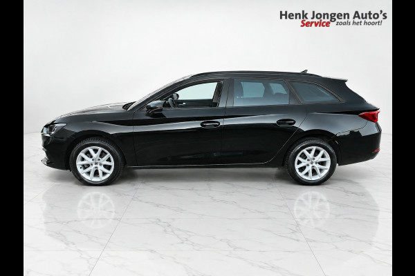 Seat Leon Sportstourer 1.0 eTSI Style Automaat uit 2024 Rijklaar + 12 maanden Bovag-garantie “Sinds 1970 | 5.000+ reviews | Score 9,5 | Service zoals ’t hoort” Henk Jongen Auto's in Helmond,  al 50 jaar service zoals 't hoort!