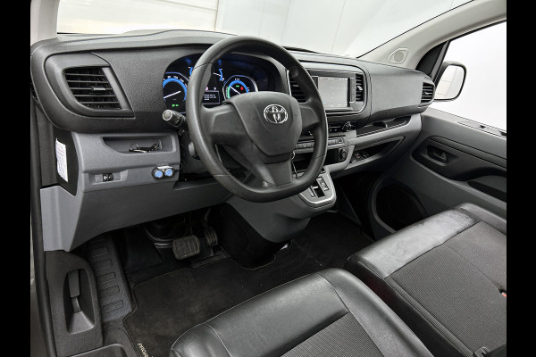 Toyota PROACE Electric Compact SOH 92% / 3Pers. / Pdc+Camera / Navigatie/ Airco / Cruise-ctr. / Apk 11-2027
