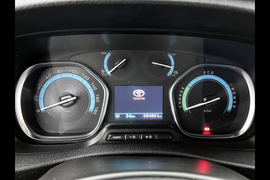 Toyota PROACE Electric Compact SOH 92% / 3Pers. / Pdc+Camera / Navigatie/ Airco / Cruise-ctr. / Apk 11-2027