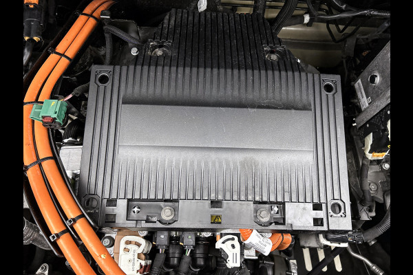 Toyota PROACE Electric Compact SOH 92% / 3Pers. / Pdc+Camera / Navigatie/ Airco / Cruise-ctr. / Apk 11-2027