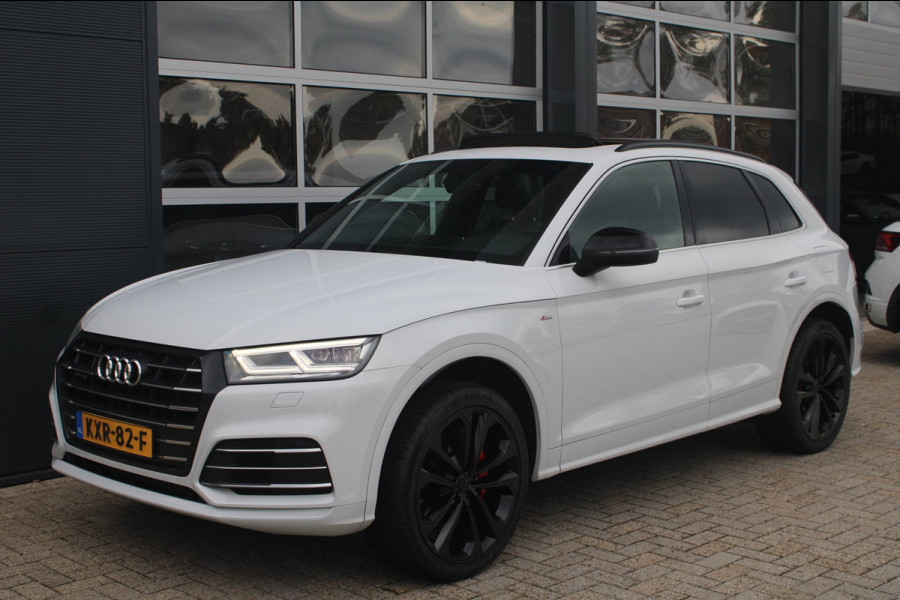 Audi Q5 55 TFSI e 367pk Quattro Competition | Pano | 21'' | Camera