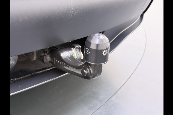Tesla Model Y RWD 300PK LFP SOH 90% Trekhaak Warmtepomp Leder Camera's Elek.Stoelen+Memory Google®-Navi Panoramadak Stoel+Stuurverwarming Privacy Glas Lmv 19" Led Draadloos Tel. Laden Isofix AMD Ryzen™ Premium Audio 1.600KG Trekgewicht 1e Eigenaar Origineel Nederlandse Auto
