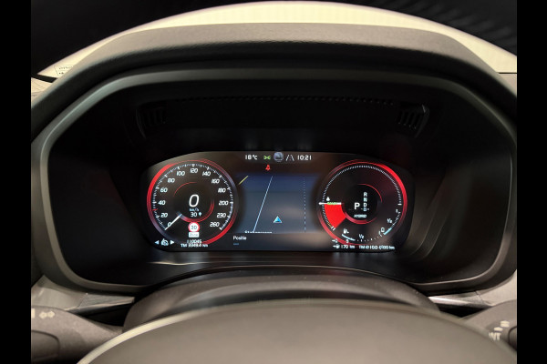 Volvo XC60 2.0 T8 Twin Engine Momentum AWD | PANO | CAMERA | HARMAN KARDON | LEDER