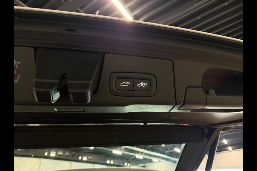 Volvo XC60 2.0 T8 Twin Engine Momentum AWD | PANO | CAMERA | HARMAN KARDON | LEDER