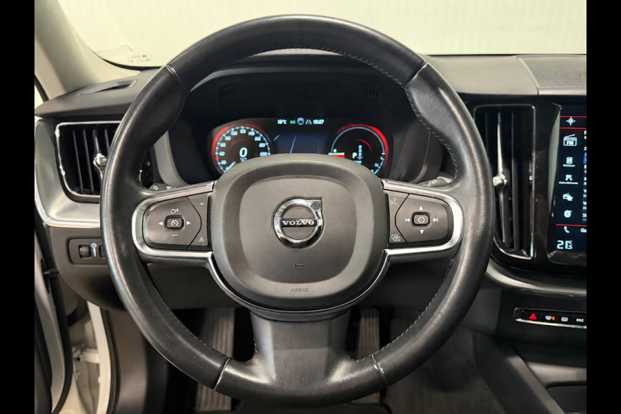 Volvo XC60 2.0 T8 Twin Engine Momentum AWD | PANO | CAMERA | HARMAN KARDON | LEDER