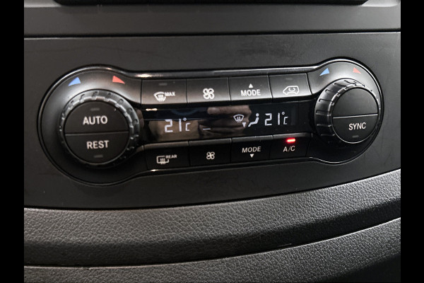 Mercedes-Benz Vito 114 CDI Automaat 136PK / Euro 6 / 2x Schuifdeur / Airco-ecc./ Pdc+Camera / Cruise-ctr. / Trekhaak / Apk nieuw