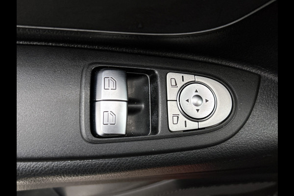 Mercedes-Benz Vito 114 CDI Automaat 136PK / Euro 6 / 2x Schuifdeur / Airco-ecc./ Pdc+Camera / Cruise-ctr. / Trekhaak / Apk nieuw