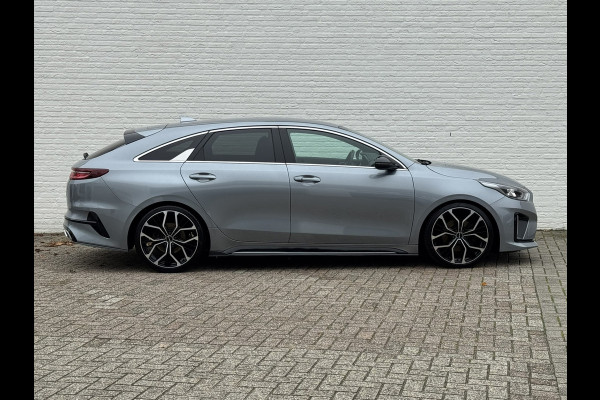Kia ProCeed 1.5 T-GDi GT-Line Automaat Stoelkoeling + Verwarming Stuurverw. Achterb.Verw Adaptive Cruise Carplay Camera PDC V + A