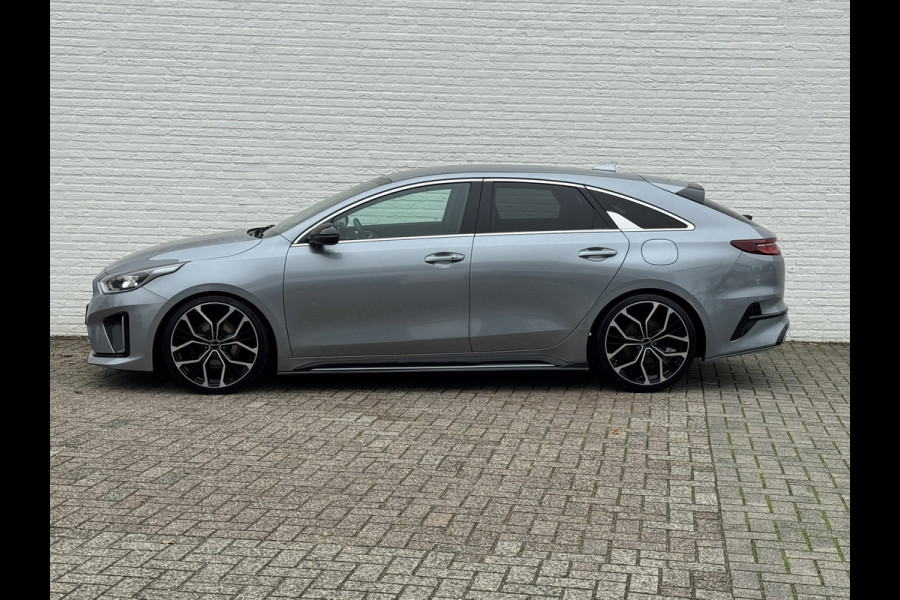 Kia ProCeed 1.5 T-GDi GT-Line Automaat Stoelkoeling + Verwarming Stuurverw. Achterb.Verw Adaptive Cruise Carplay Camera PDC V + A