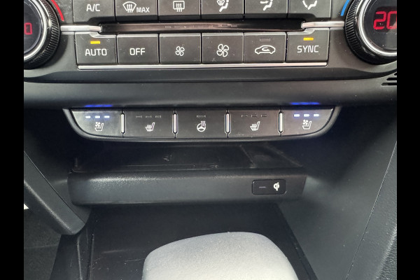 Kia ProCeed 1.5 T-GDi GT-Line Automaat Stoelkoeling + Verwarming Stuurverw. Achterb.Verw Adaptive Cruise Carplay Camera PDC V + A
