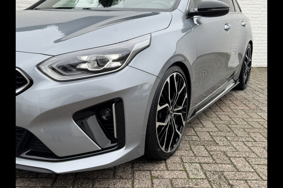 Kia ProCeed 1.5 T-GDi GT-Line Automaat Stoelkoeling + Verwarming Stuurverw. Achterb.Verw Adaptive Cruise Carplay Camera PDC V + A
