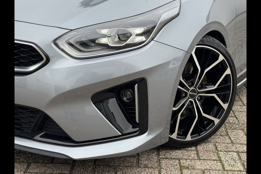 Kia ProCeed 1.5 T-GDi GT-Line Automaat Stoelkoeling + Verwarming Stuurverw. Achterb.Verw Adaptive Cruise Carplay Camera PDC V + A