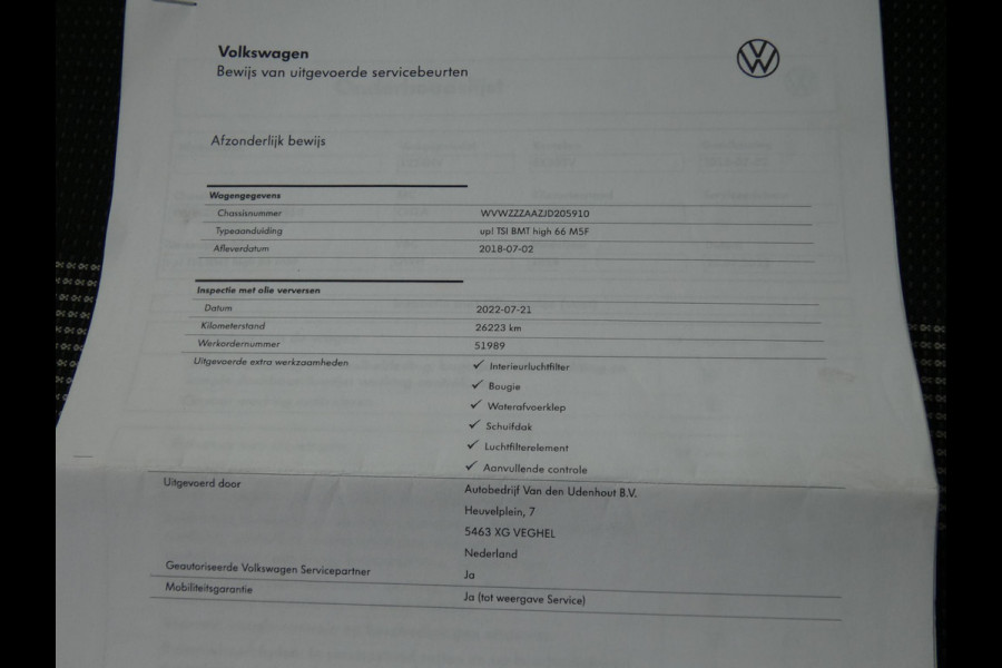 Volkswagen up! 1.0 TSI BMT high up! | PANORAMSICH SCHUIFDAK | STOELVERWARMING | ACHTERUITRIJCAMERA |