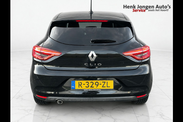 Renault Clio 1.0 TCe 90 Evolution uit 2023 Rijklaar + 12 maanden Bovag-garantie “Sinds 1970 | 5.000+ reviews | Score 9,5 | Service zoals ’t hoort” Henk Jongen Auto's in Helmond,  al 50 jaar service zoals 't hoort!