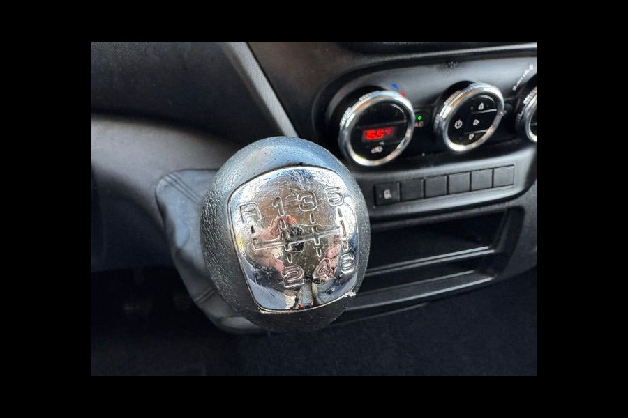Iveco Daily 35C12 Euro 6 Bakwagen met Laadbak 179.000km Airco/ECC
