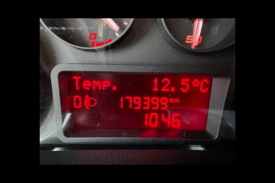 Iveco Daily 35C12 Euro 6 Bakwagen met Laadbak 179.000km Airco/ECC
