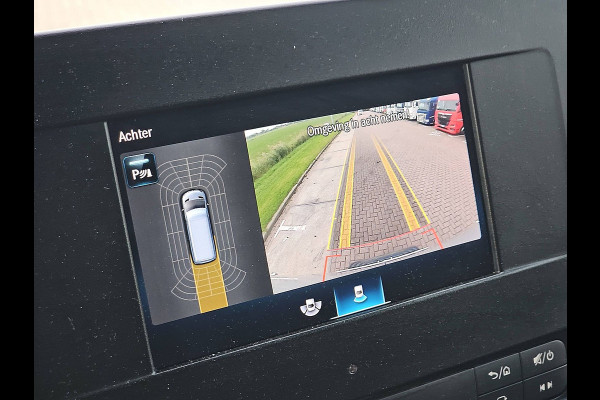 Mercedes-Benz Sprinter 317 L2H2 Cruise control, Airco, Pdc, Mbux, Carplay, Camera, Climate control
