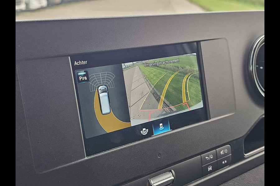 Mercedes-Benz Sprinter 317 L2H2 RWD Cruise control, Airco, Pdc, Mbux, Carplay, Camera, Climate control, Stoelverwarming
