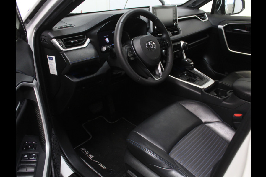 Toyota RAV4 2.5 Hybrid Business CLIMATE | ADAPCRUISE | CARPLAY | DAB | LED | LMV17 | CAMERA | ELECAKLEP | TREKHAAK
