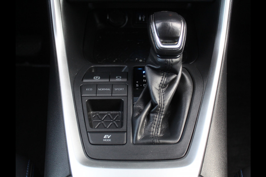 Toyota RAV4 2.5 Hybrid Business CLIMATE | ADAPCRUISE | CARPLAY | DAB | LED | LMV17 | CAMERA | ELECAKLEP | TREKHAAK