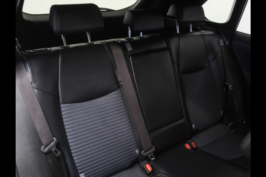 Toyota RAV4 2.5 Hybrid Business CLIMATE | ADAPCRUISE | CARPLAY | DAB | LED | LMV17 | CAMERA | ELECAKLEP | TREKHAAK