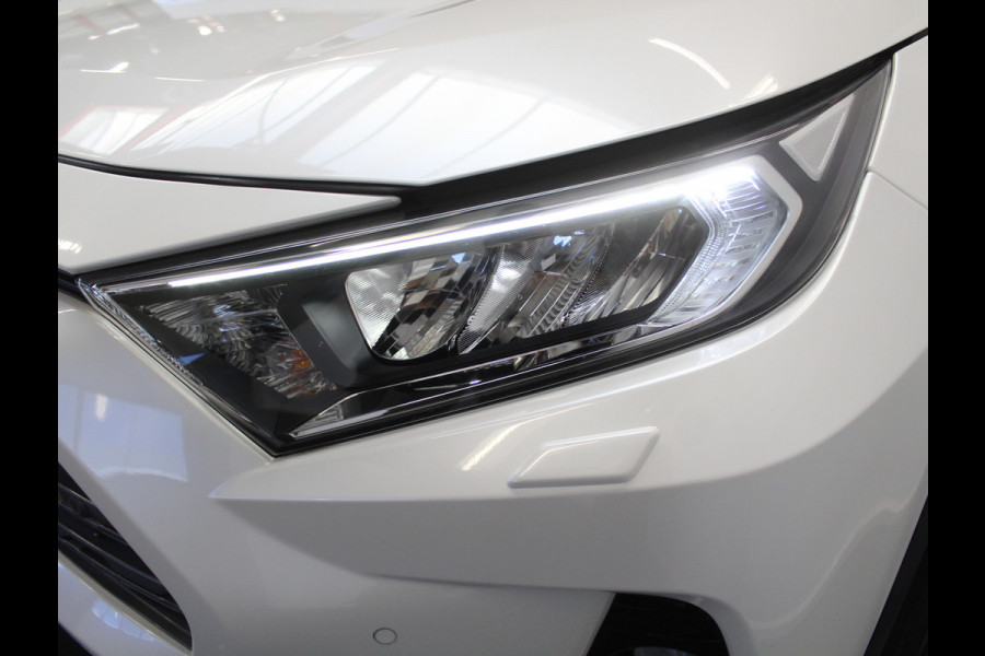 Toyota RAV4 2.5 Hybrid Business CLIMATE | ADAPCRUISE | CARPLAY | DAB | LED | LMV17 | CAMERA | ELECAKLEP | TREKHAAK