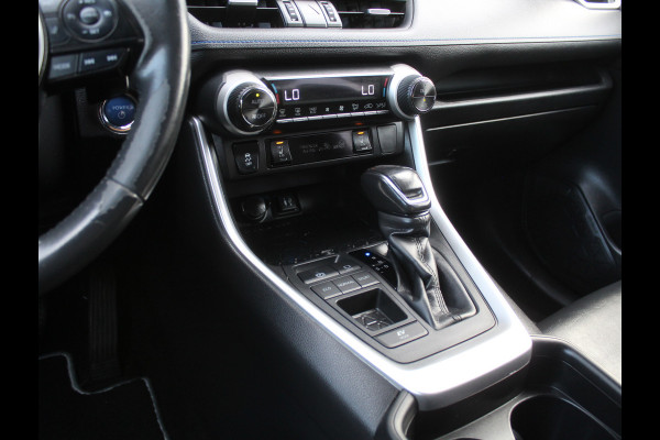 Toyota RAV4 2.5 Hybrid Business CLIMATE | ADAPCRUISE | CARPLAY | DAB | LED | LMV17 | CAMERA | ELECAKLEP | TREKHAAK