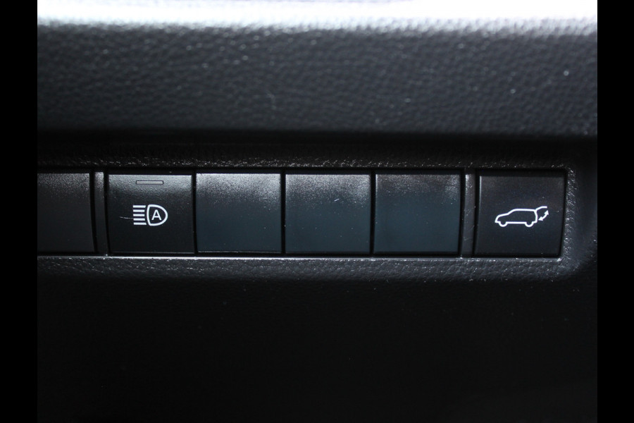 Toyota RAV4 2.5 Hybrid Business CLIMATE | ADAPCRUISE | CARPLAY | DAB | LED | LMV17 | CAMERA | ELECAKLEP | TREKHAAK