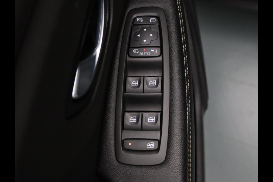 Renault Grand Scénic 140pk TCe Limited 7p. Apple Carplay/Android Auto | Navi
