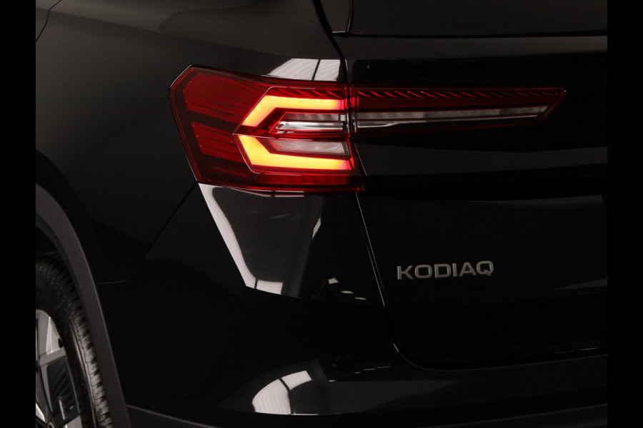 Škoda Kodiaq Business Edition 1.5 TSI PHEV 204 pk | Trekhaak wegklapbaar | Panoramadak  | akoestich pakket | All weather banden| Verlengde garantie |