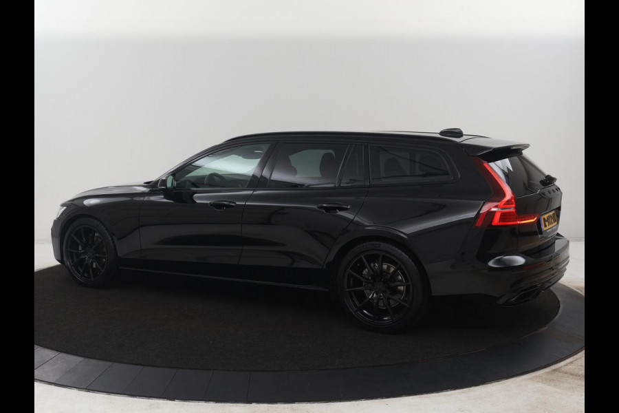 Volvo V60 2.0 B4 R-Design | Leder | Trekhaak | Black Pack | Pilot assist | Memory | Camera | Stoelverwarming | Full LED |