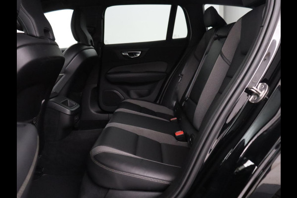 Volvo V60 2.0 B4 R-Design | Leder | Trekhaak | Black Pack | Pilot assist | Memory | Camera | Stoelverwarming | Full LED |