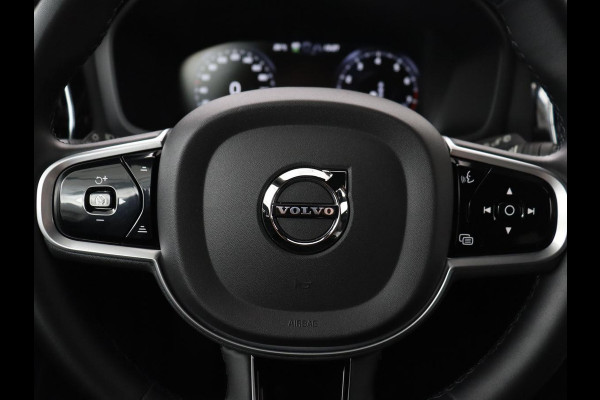 Volvo V60 2.0 B4 R-Design | Leder | Trekhaak | Black Pack | Pilot assist | Memory | Camera | Stoelverwarming | Full LED |
