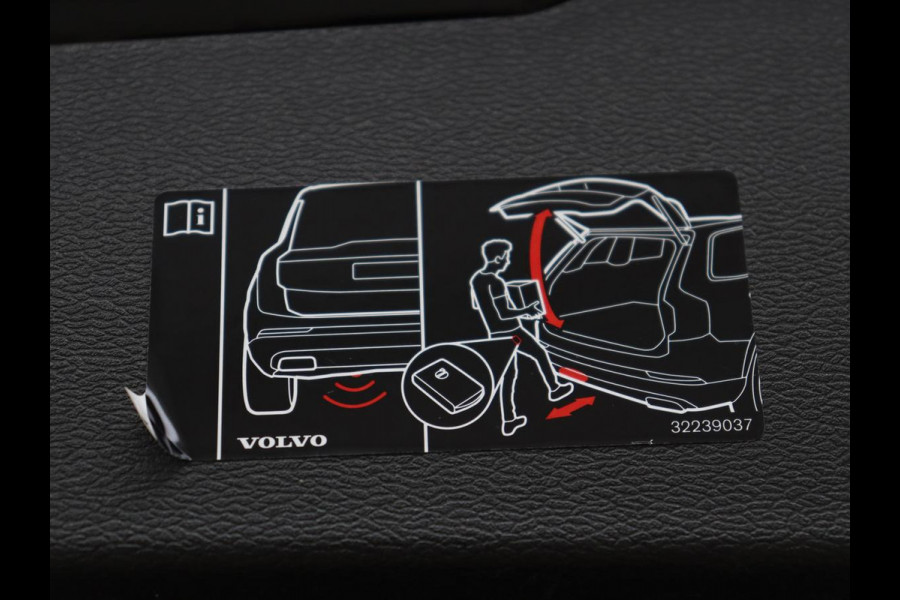 Volvo V60 2.0 B4 R-Design | Leder | Trekhaak | Black Pack | Pilot assist | Memory | Camera | Stoelverwarming | Full LED |