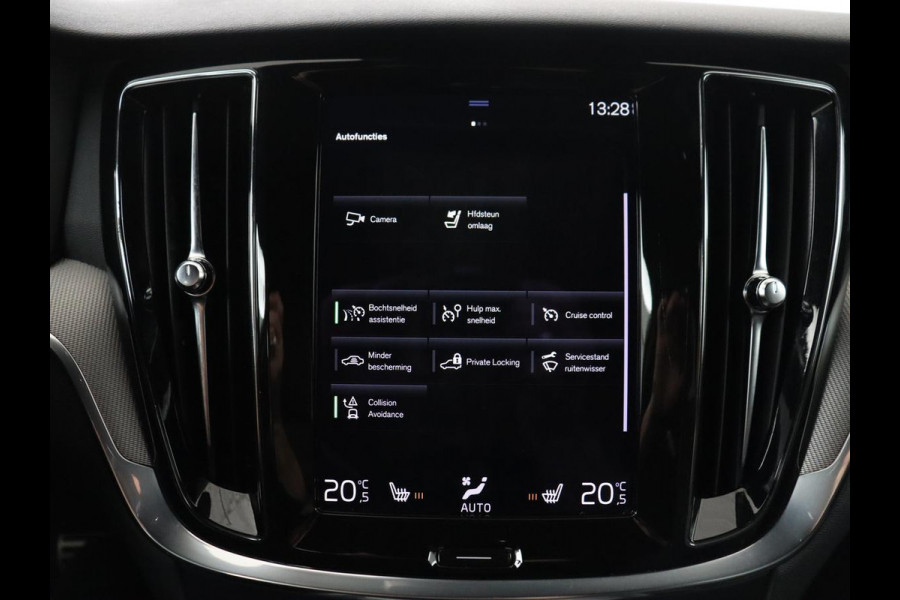 Volvo V60 2.0 B4 R-Design | Leder | Trekhaak | Black Pack | Pilot assist | Memory | Camera | Stoelverwarming | Full LED |