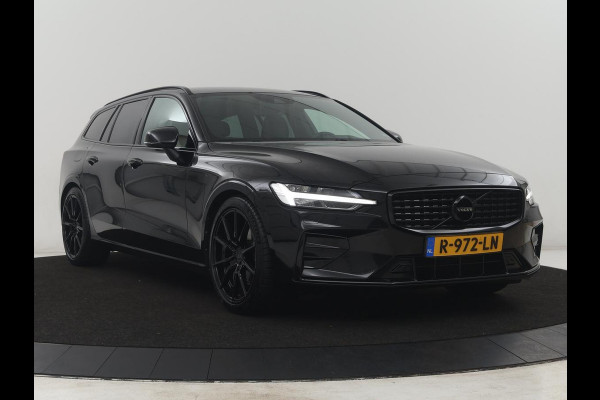 Volvo V60 2.0 B4 R-Design | Leder | Trekhaak | Black Pack | Pilot assist | Memory | Camera | Stoelverwarming | Full LED |