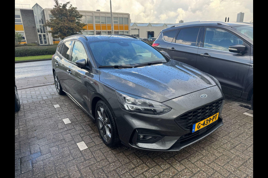 Ford FOCUS Wagon 1.0 EcoBoost ST Line Business | Trekhaak | Adaptieve cruise control | Winterpack | Camera