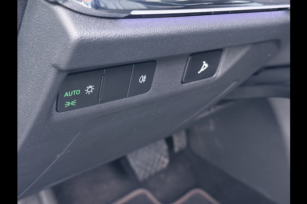 Škoda ENYAQ iV 80 204PK SOH 90% Leder Panoramadak 21" Lmv Stuurverwarming Camera Keyless entry Apple Carplay Android Auto Ecc Pdc P-Assist Cruise Control Draadloze telefoonlader Privacy Glas 1e Eigenaar Dealeronderhouden Origineel Nederlandse Auto