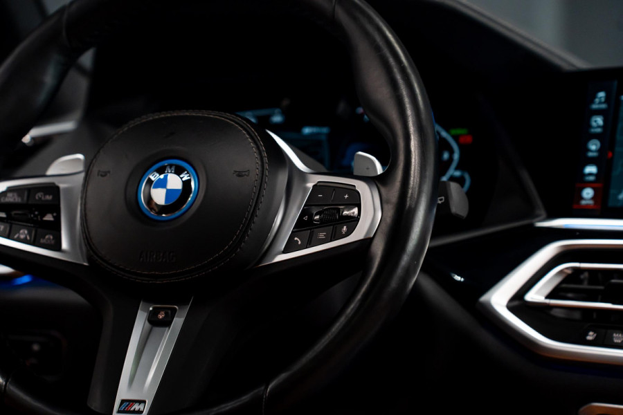 BMW X5 xDrive45e High Executive *M-Sport / Actieve-Besturing / Stoelventilatie + Massage / Panorama / Laser-verlichting / HUD / Keyless*